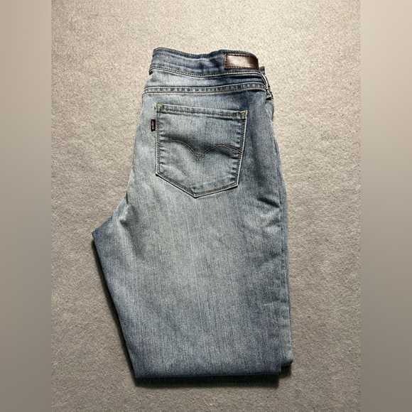 Levi’s Bold Curve Slim Leg Jeans 28x34 Women’s Blue Stretch Denim Mid Rise - Picture 1 of 8